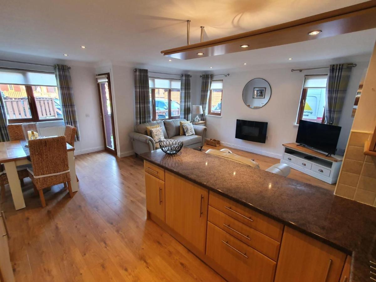 Stunning 2 Bedroom Pet Friendly Lodge Bridlington Zewnętrze zdjęcie
